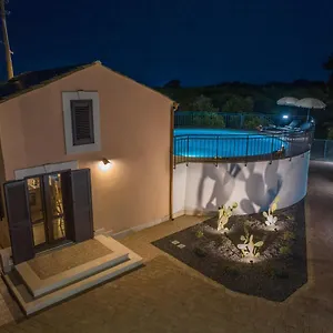 https://villa-tatai-country-house-by-dimore-trinacria.sicilyhotelsitaly.net