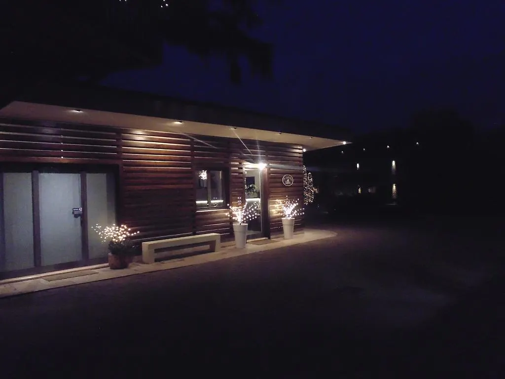 Ca Dell'Orto Rooms & Apartments 维罗纳 0*,  意大利